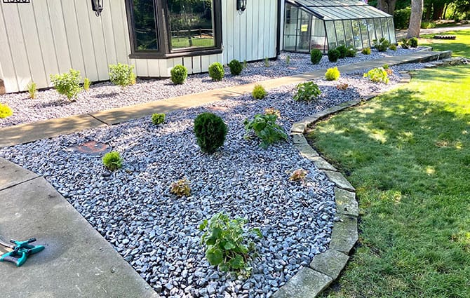 house in chatham illinois that received landscaping services from deep roots