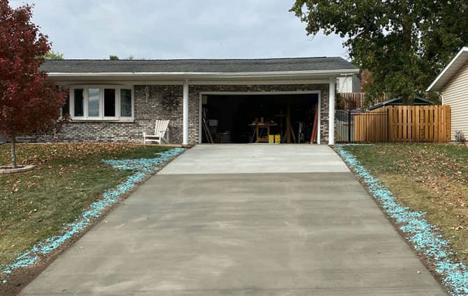 concrete driveway installation in chatham illinois